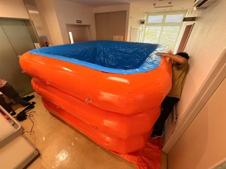 熊本地震の教訓から学ぶ「水の受け皿不足」。屋内設置 熊本地震の教訓から学ぶ「水の受け皿不足」。屋内設置