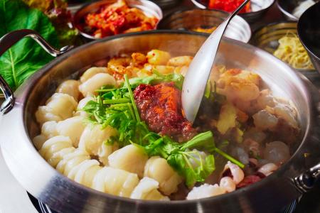 新ブランド韓国料理「ハンメ」1号店、10月7日(水)大 新ブランド韓国料理「ハンメ」1号店、10月7日(水)大