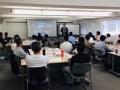 在留外国人の増加を背景に、企業や学校の現場から「や 在留外国人の増加を背景に、企業や学校の現場から「や