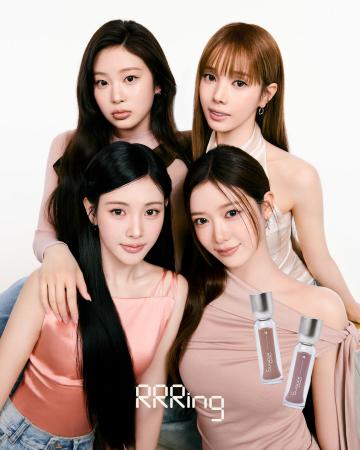 1本で簡単、韓国風・垢抜けリップが完成!軽やかな付 1本で簡単、韓国風・垢抜けリップが完成!軽やかな付