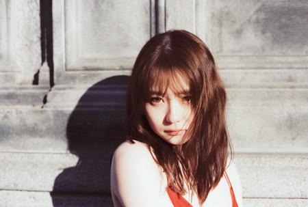 女優・山田杏奈、芸能活動15周年を記念した3rd写真集 女優・山田杏奈、芸能活動15周年を記念した3rd写真集