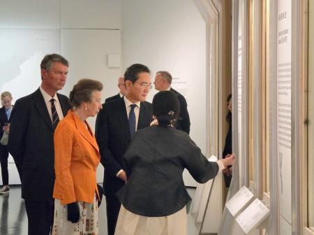 Samsung、大英博物館で「Korea」展の開幕を記念しLee Samsung、大英博物館で「Korea」展の開幕を記念しLee