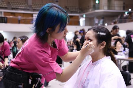全国12校から美容学生237名が両国国技館に集結!「第2 全国12校から美容学生237名が両国国技館に集結!「第2
