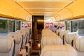 ラグジュアリーバスツアー「遊山 -yusan- 」専用車両 ラグジュアリーバスツアー「遊山 -yusan- 」専用車両