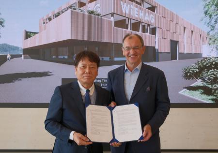 オーストリア・WIEHAG社と「COOL WOOD」のライセンス オーストリア・WIEHAG社と「COOL WOOD」のライセンス