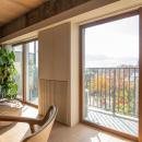 性能よりデザイン重視で、心地よい窓辺を生み出す。建