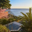 春の伊豆でいちご狩り♪ 大人女子いちご尽くしの休日。