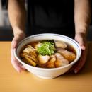王道を継ぎ、新たな一杯へ　『らぁ麺すぎ本』よutf-8