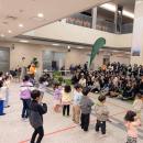 東大阪市役所がハロウィン会場に！人と人がつなutf-8